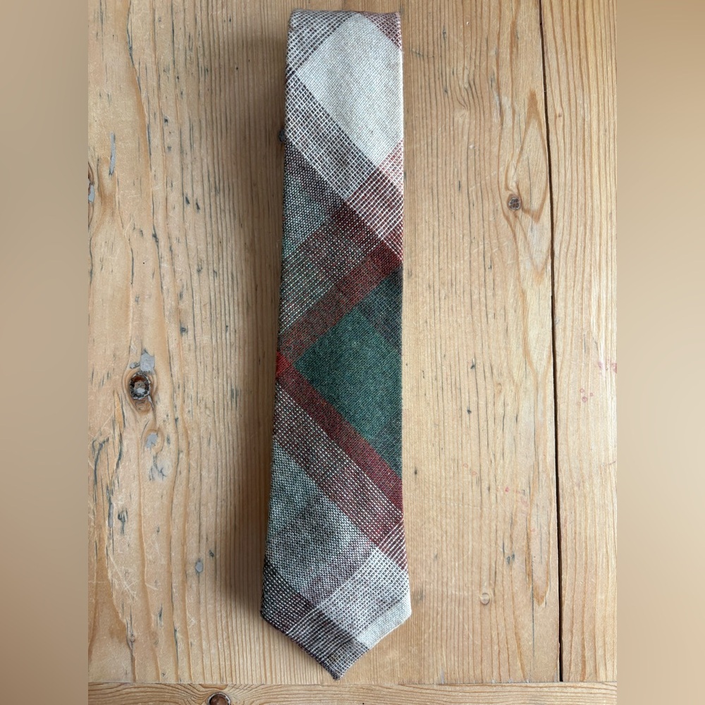 Sears Traditional Collection Vintage Plaid Tie in Green Red Brown Wool Blend EUC